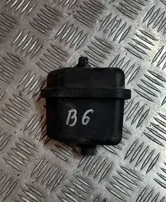 Volkswagen PASSAT B6 Vacuum air tank 03G129808