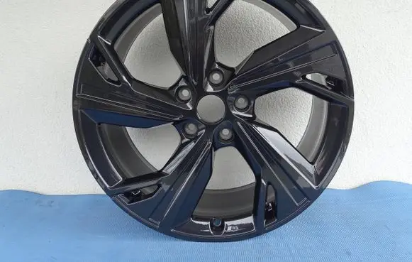 Audi A6 etron 85E R21 alloy rim 85E601025Q 85E601025AA