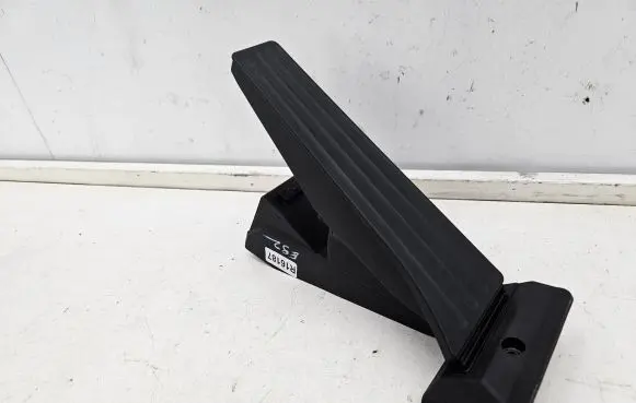 BMW 7 F01 F02 F03 F04 Accelerator throttle pedal 6789998
