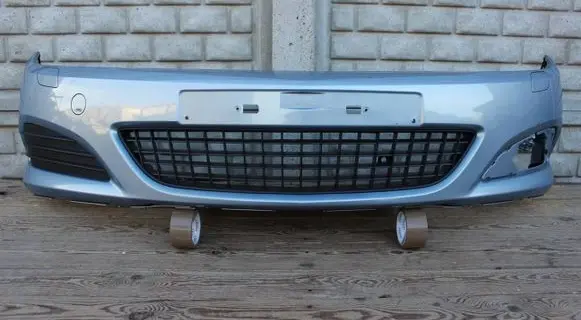 Opel Astra H Front bumper 13110295