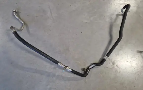 Nissan Patrol Y61 Air conditioning (A/C) pipe/hose