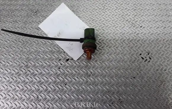 Coolant temperature sensor