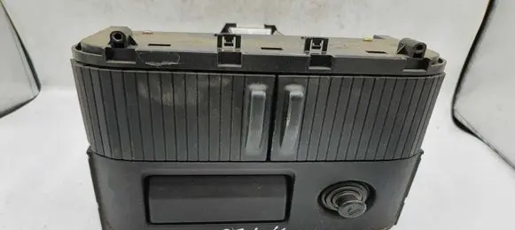 Nissan X-Trail T30 Glove box 68108EQ400