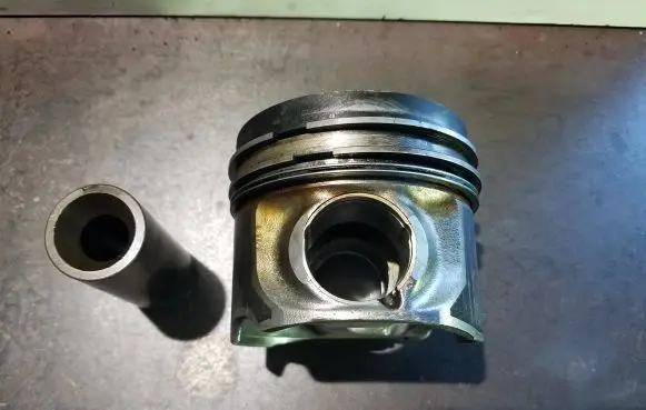 Audi A6 S6 C6 4F Piston 83L57