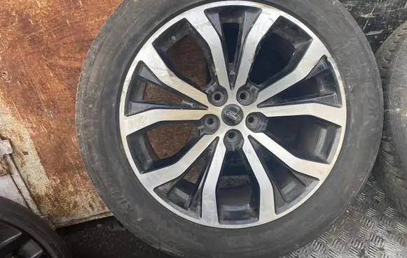 Ford Explorer VI R20 alloy rim LB5C1007E1A