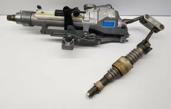 Mercedes-Benz C W203 Steering wheel axle A2094601616 nr7708