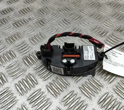 Porsche Macan (95B) Heater blower motor/fan resistor 8T0820521F F011500121