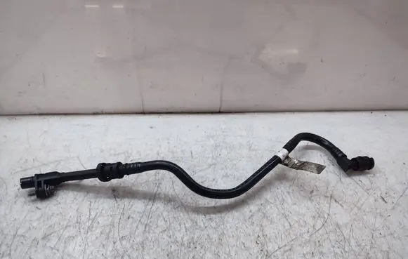 BMW X4 F26 Vacuum line/pipe/hose 8572036