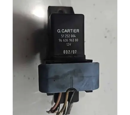 Glow plug pre-heat relay
