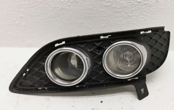 Mercedes-Benz B W246 W242 Front fog light
