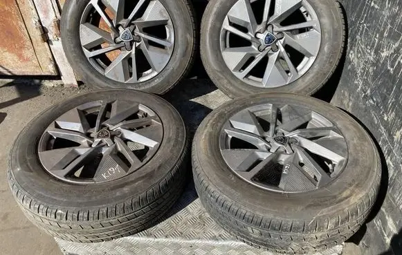 Peugeot 408 P54 R17 alloy rim 9844304380