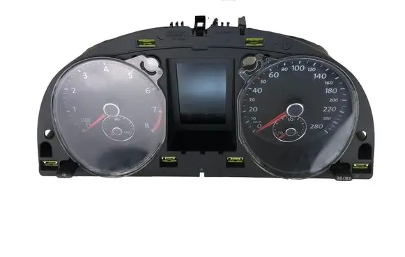 Volkswagen PASSAT CC Speedometer (instrument cluster) 3C8920870