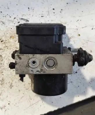 Suzuki Grand Vitara II ABS Pump 06210205044 64J0 5043635304359