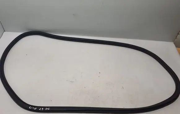 Volvo C40 Rear door rubber seal (on body) 32274525