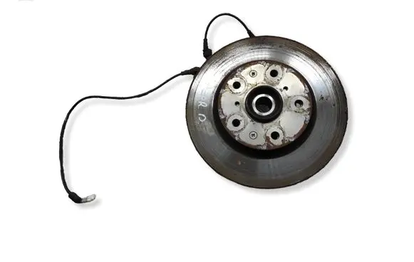 Suzuki SX4 Front wheel hub 