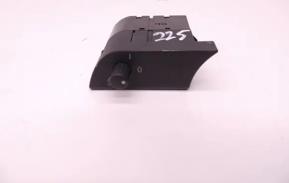Audi A4 S4 B6 8E 8H Interior lighting switch 8E1919094B D225