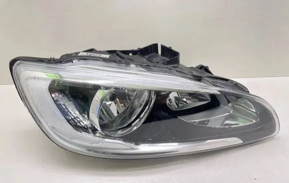 Volvo S60 Headlight/headlamp 31420116