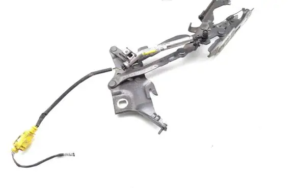 Audi A5 Engine bonnet/hood hinges 8W6823301E