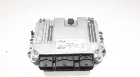 Ford Focus Engine control unit/module 8M5112A650XE 0281015242