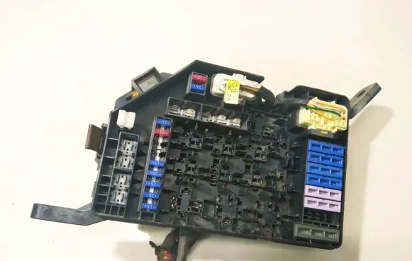 Hyundai Tucson JM Fuse box set 91228 2e210 912282e210