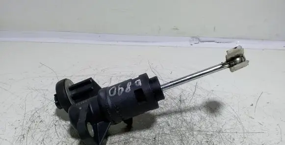 Audi A4 S4 B8 8K Clutch master cylinder 8E1721401AJ