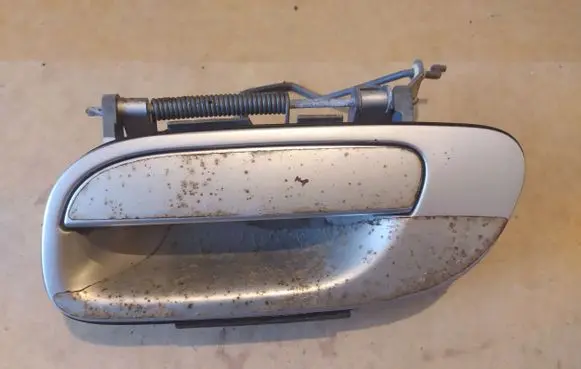 Volvo S60 Loading door exterior handle/bracket 9159639