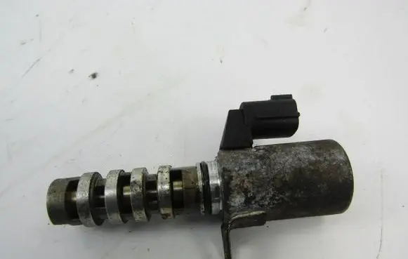 Nissan Almera Tino Camshaft position sensor 
