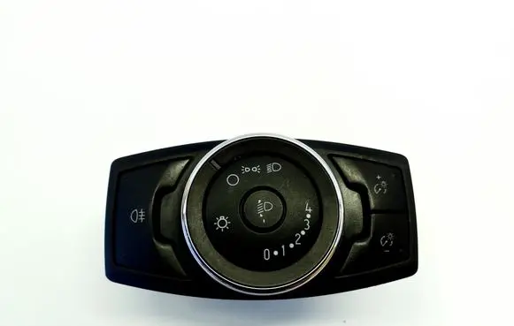 Ford Mondeo MK V Light switch DG9T13D061JCW