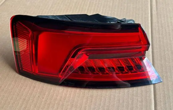 Rear/tail lights