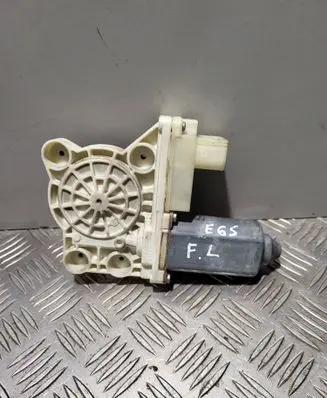 BMW 7 E65 E66 Front door window regulator motor 67628382001