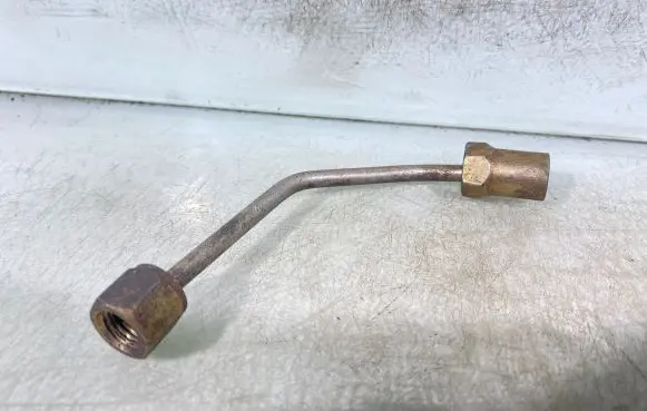 Opel Zafira B Fuel injector supply line/pipe 