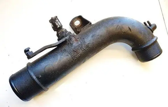 Toyota Avensis T250 Intercooler hose/pipe 173620R011