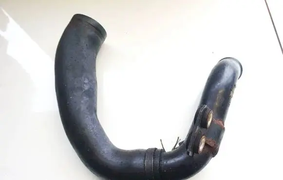 Ford Mondeo Mk III Intercooler hose/pipe