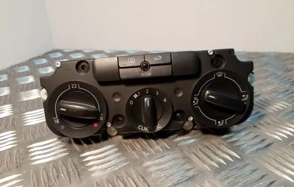 Volkswagen PASSAT B6 Climate control unit 1K0820047FH
