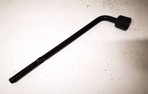 Nissan Qashqai Wheel nut wrench 