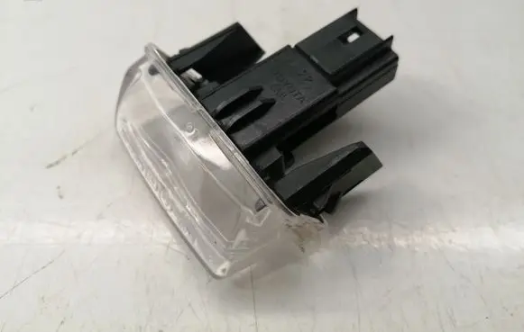 Toyota Verso Number plate light 8127002131