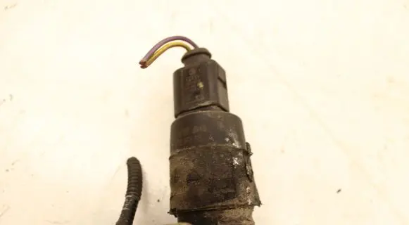 Audi A6 S6 C6 4F Windscreen/windshield washer pump 1T0955551A
