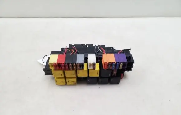 Mercedes-Benz S W220 Fuse module A0295450432