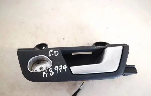 Audi A4 S4 B6 8E 8H Rear door interior handle 8e0839020