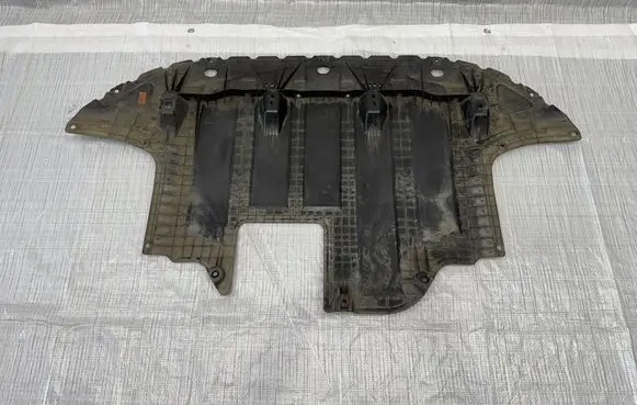 Hyundai Bayon Engine splash shield/under tray 29110Q0120