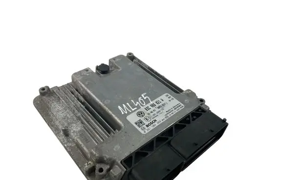 Volkswagen PASSAT B6 Engine control unit/module 03C906021A 0261S04469