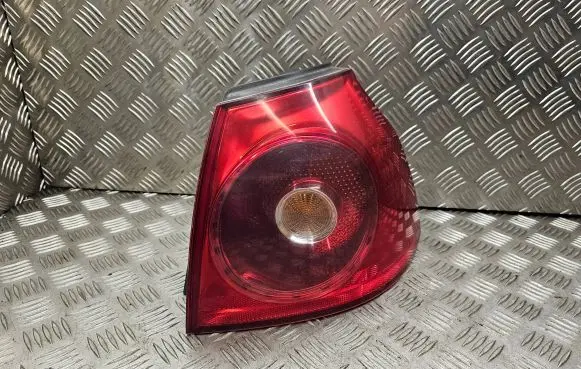 Volkswagen Golf V Rear/tail lights 1K6945096E