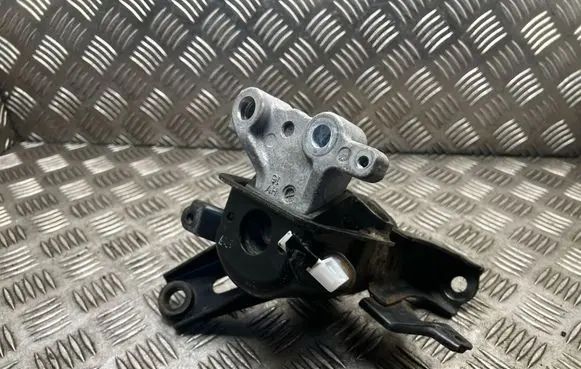 Toyota Prius+ (ZVW40) Engine mount bracket HV16