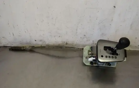 Subaru Impreza III Gear selector 35137FG000