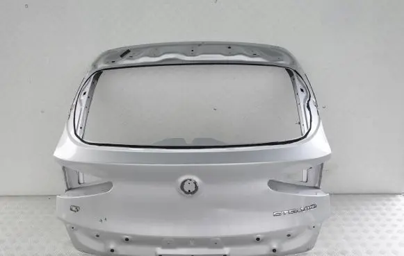 Alfa Romeo Stelvio Tailgate/trunk/boot lid