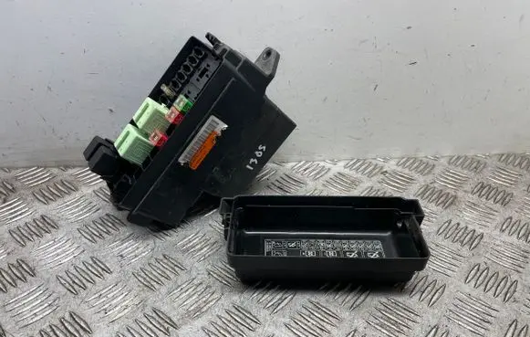 Mini Cooper Countryman R60 Fuse box set 9240945