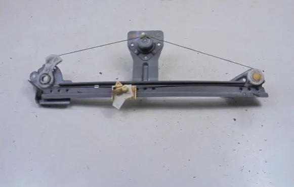 Renault Laguna II Rear door manual window regulator 114837