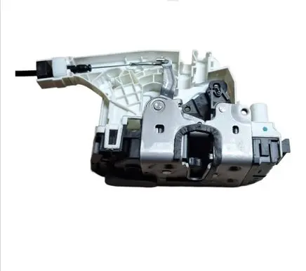 Mercedes-Benz Sprinter W906 Rear door lock A9067401035