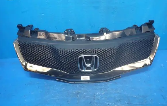 Honda Civic Front bumper upper radiator grill 71122-SMT-E5-SMR