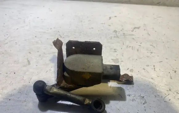 Headlight/headlamp level sensor